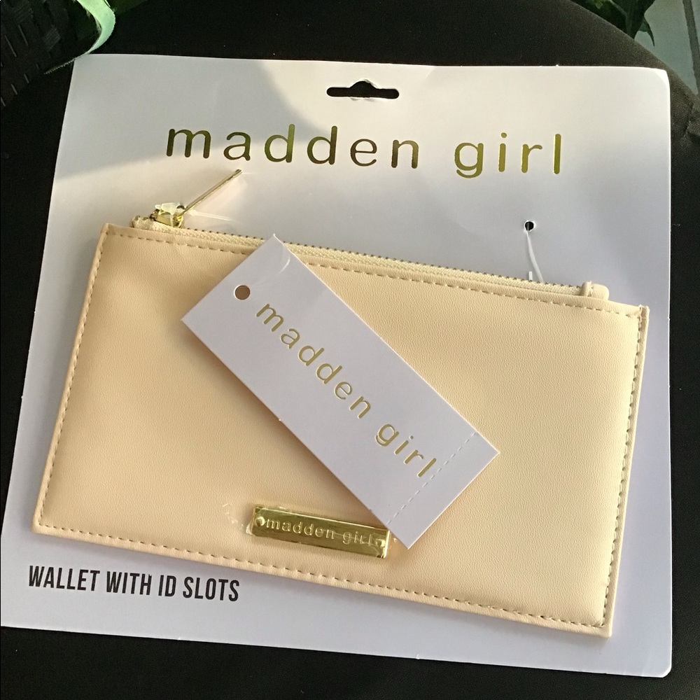 Madden Girl - Blush - Wallet with Card Slots - Ready to Gift